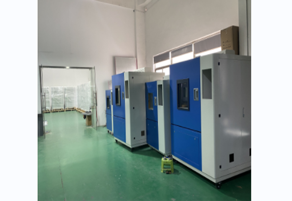 臭氧老化箱如何固定拉伸高度不變？