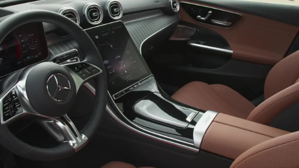 汽車零部件老化為什么要用到氙燈耐氣候試驗(yàn)箱